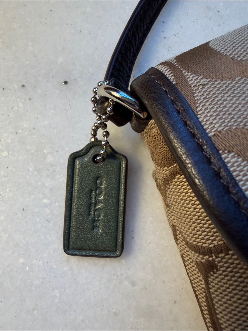 Coach Turn-lock Mini/Wristlet - Picture 7 of 8